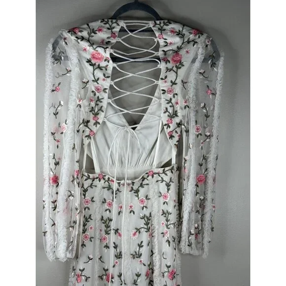 NWT Mac Duggal 70159 Long Sleeve Embroidered Formal Gown Size 2  Cut Out Corset - Picture 6 of 9